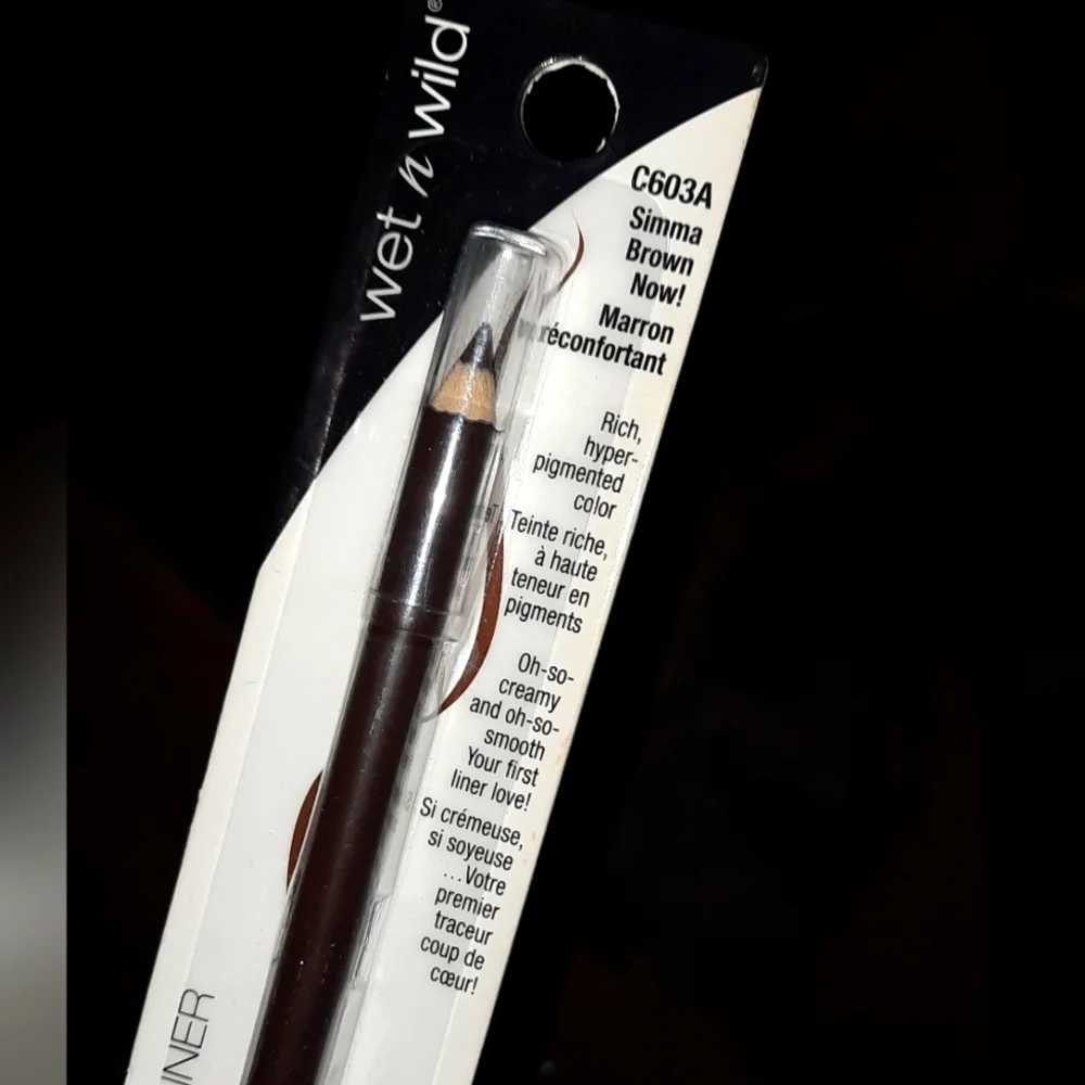 🍀3/15 🆕️ Brown Eyeliner Pencil (wet n wild)